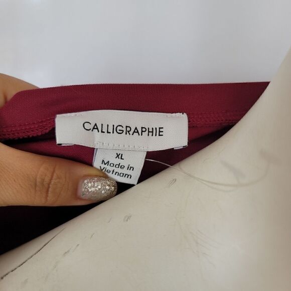 Calligraphie red top  - Picture 16 of 16